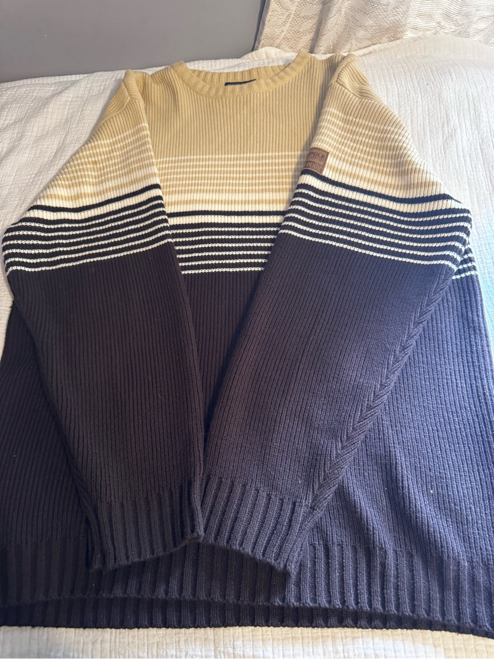 Southpole Signature Series Sweater Black Cream Striped Y2K Men’s L Vintage
